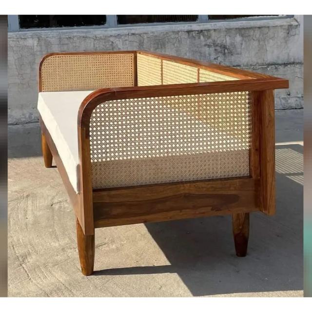 Modern Design Natural 3 Seater – обзор и цена Garden Bench Metal